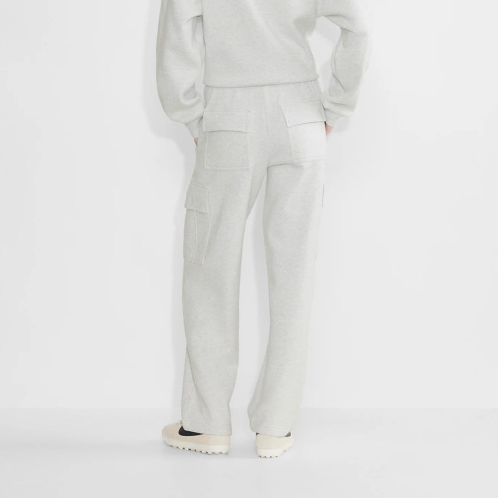 Aritzia cargo sweatpants